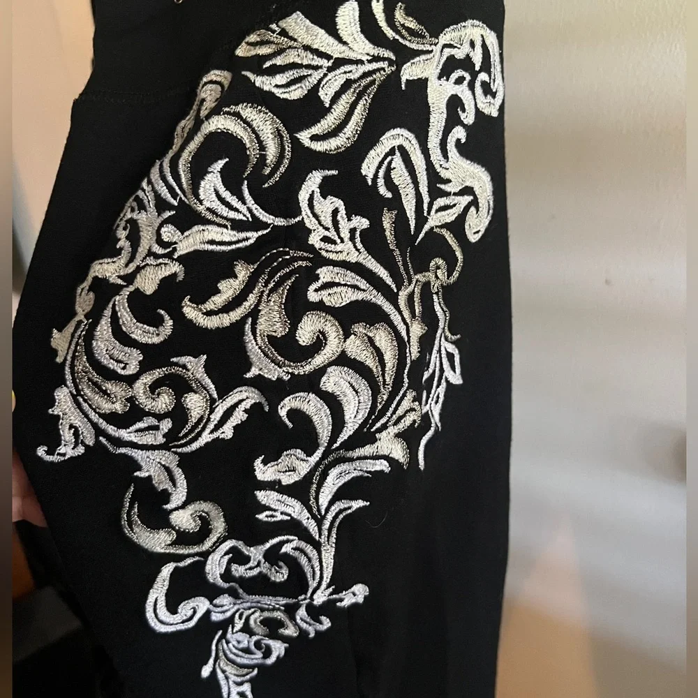 Black Pull-On Pants with White Floral Embroidery – Size 18, Stretch Waist - Picture 5 of 5